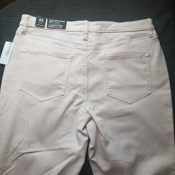 Reitman's Signature Soft High Rise Skinny Jeans - Picture 6 of 14